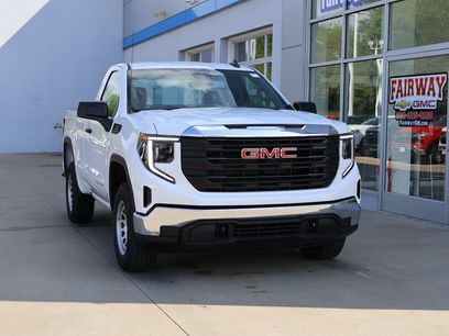 New 2025 GMC Sierra 1500 Pro w/ Trailering Package