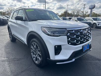 Certified 2025 Ford Explorer Platinum w/ Ultimate Package