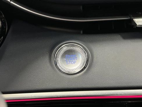 Used 2025 Genesis GV70 3.5T Sport w/ Sport Advanced Package image 23