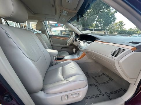 Used 2006 Toyota Avalon XLS FWD image 10
