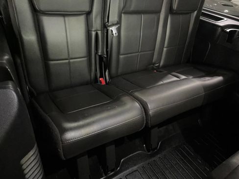 Used 2014 Lincoln Navigator 4WD image 31