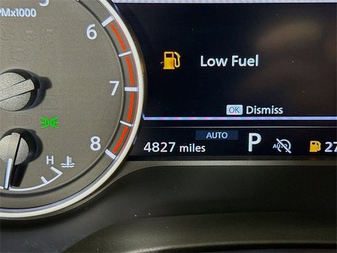 Certified 2025 Nissan Rogue SV image 33