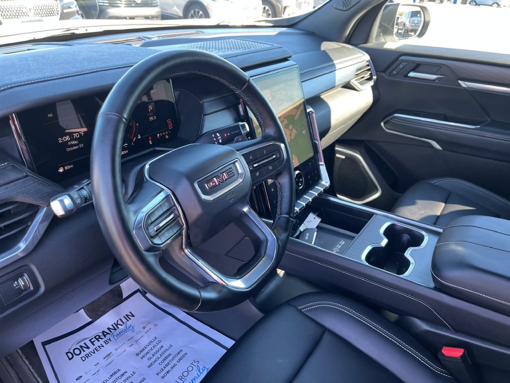Used 2026 GMC Acadia Elevation w/ Elevation Premium Package FWD image 14