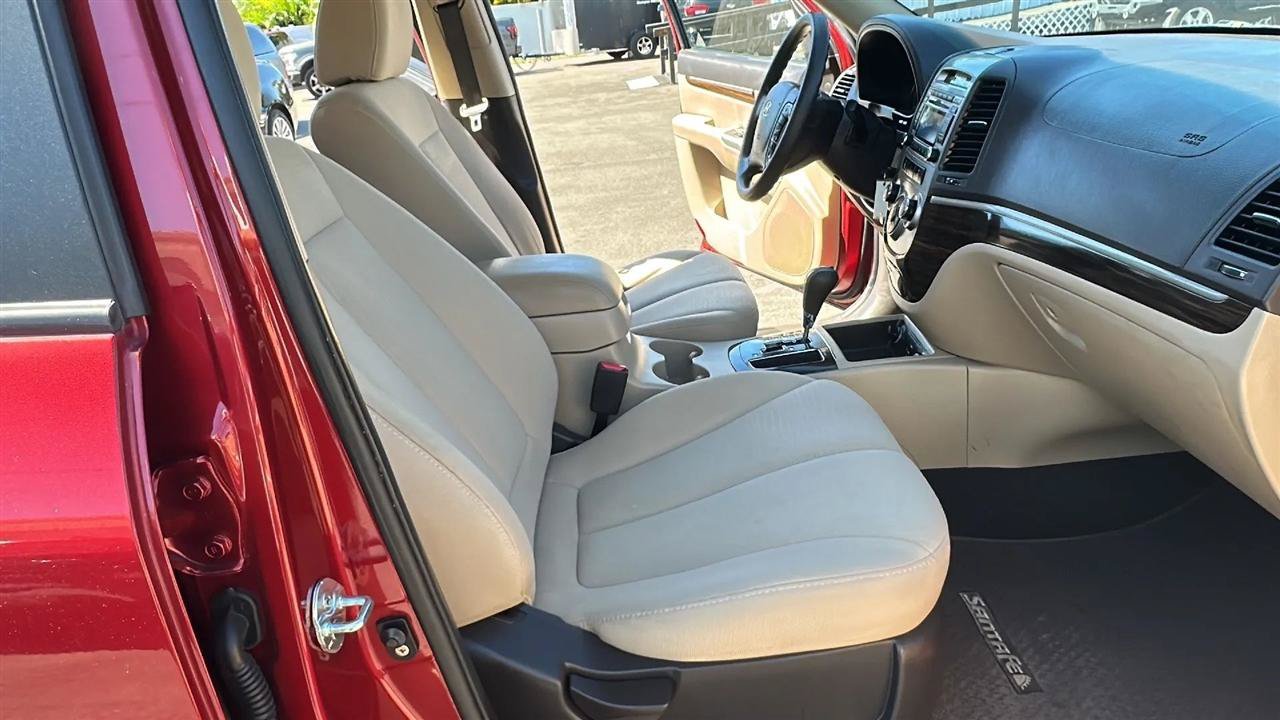 Used 2010 Hyundai Santa Fe GLS FWD image 38
