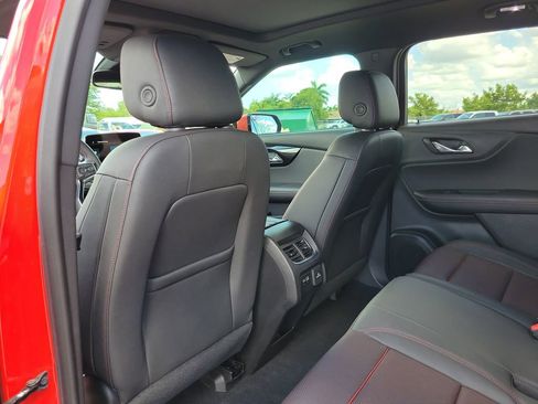 Used 2025 Chevrolet Blazer RS FWD image 16
