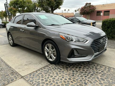 Used 2018 Hyundai Sonata SEL w/ Tech Package 02 FWD image 3