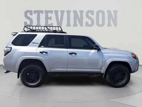 Used 2021 Toyota 4Runner Venture w/ Moonroof Package AWD/4WD image 6