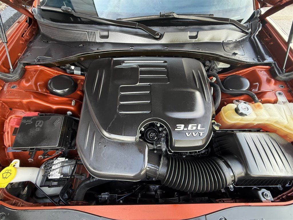 Used 2020 Dodge Charger SXT RWD image 31