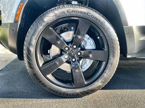 Used 2026 Land Rover Defender 130 S image 10