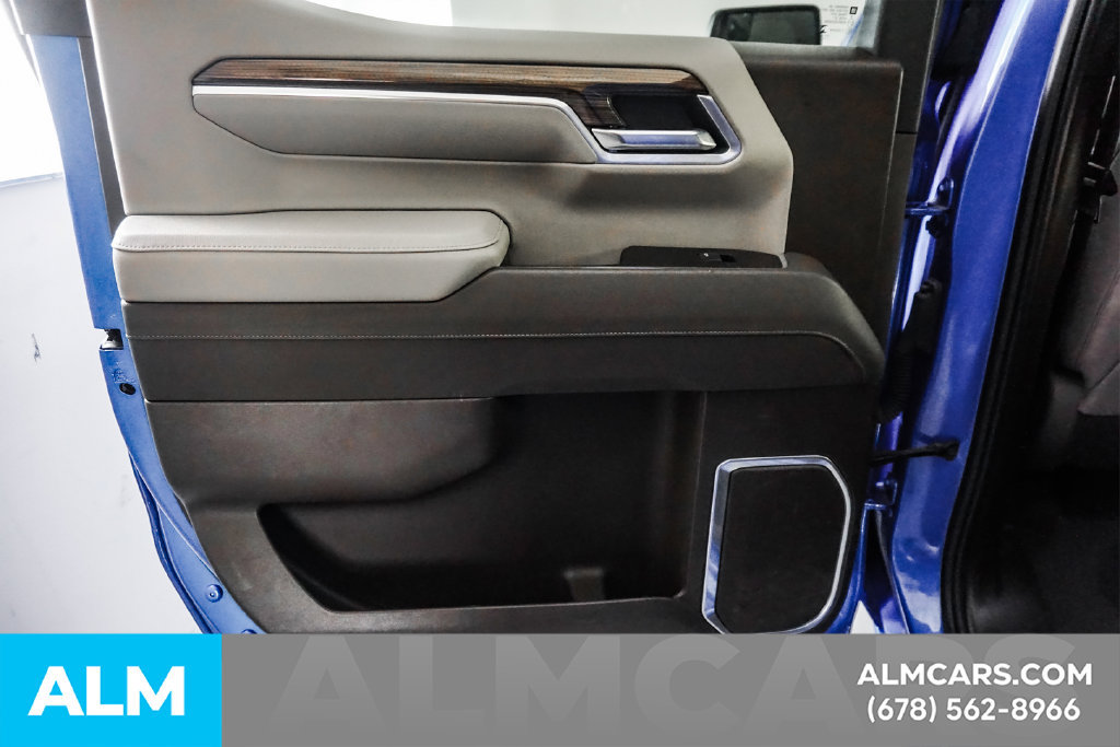 Used 2025 Chevrolet Silverado 1500 LT RWD image 53