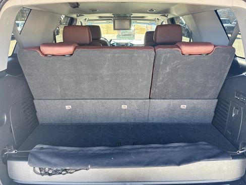 Used 2020 Chevrolet Tahoe Premier w/ Premier Plus Edition image 16