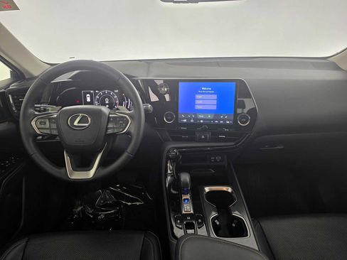 Certified 2025 Lexus NX 250 FWD w/ Premium Package image 18