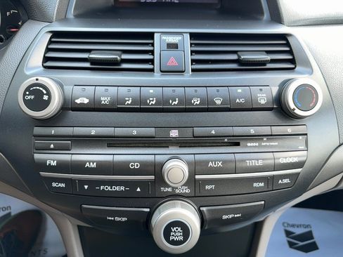 Used 2009 Honda Accord LX-P image 9