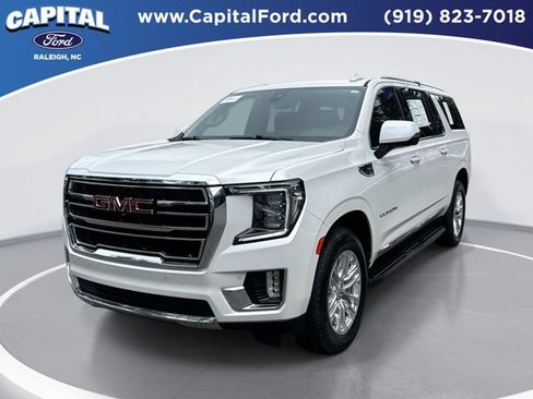 Used 2022 GMC Yukon XL SLT w/ SLT Luxury Package AWD/4WD image 1