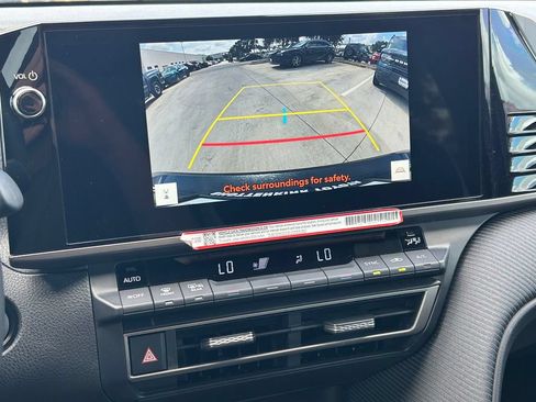 Used 2026 Toyota Camry SE w/ Multimedia Upgrade Package AWD/4WD image 33