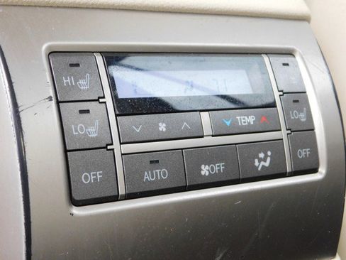 Used 2017 Lexus GX 460 image 33