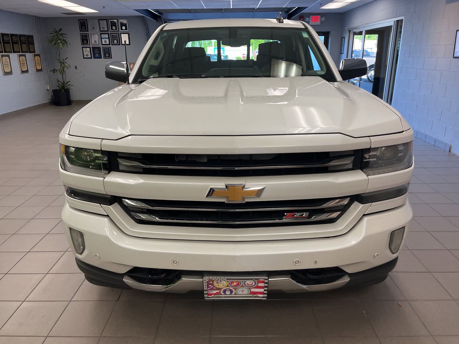 Used 2016 Chevrolet Silverado 1500 LTZ Z71 w/ LTZ Plus Package AWD/4WD image 25