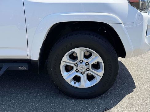 Used 2019 Toyota 4Runner SR5 Premium AWD/4WD image 12