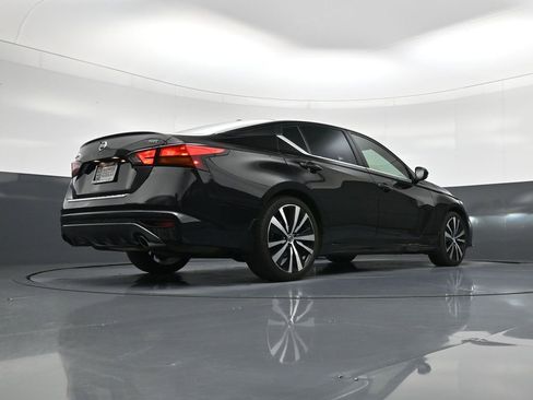 Used 2022 Nissan Altima 2.5 SR FWD image 22
