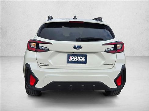 Used 2025 Subaru Crosstrek 2.0i Premium AWD/4WD image 6