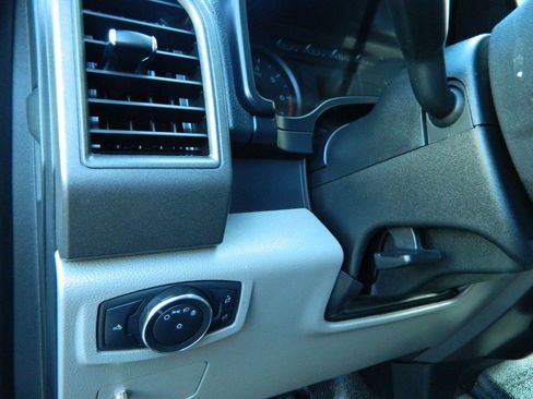 Used 2019 Ford F350 XL w/ Power Equipment Group AWD/4WD image 18