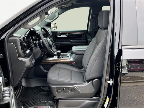 Used 2025 Chevrolet Silverado 1500 LT Trail Boss w/ Protection Package image 25