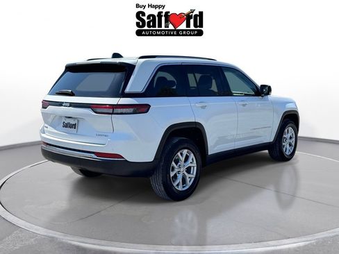 Used 2023 Jeep Grand Cherokee Limited AWD/4WD image 10