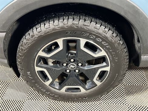 Used 2021 Ford Bronco Sport Outer Banks w/ Outer Banks Package (96D) image 28