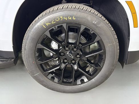 New 2026 Chevrolet Tahoe Premier w/ Sun And Tow Package AWD/4WD image 29
