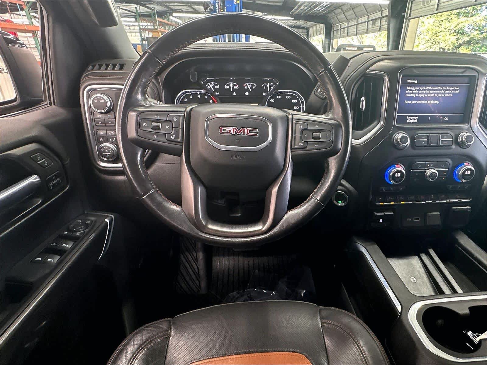 Used 2021 GMC Sierra 1500 AT4 w/ AT4 Preferred Package AWD/4WD image 12
