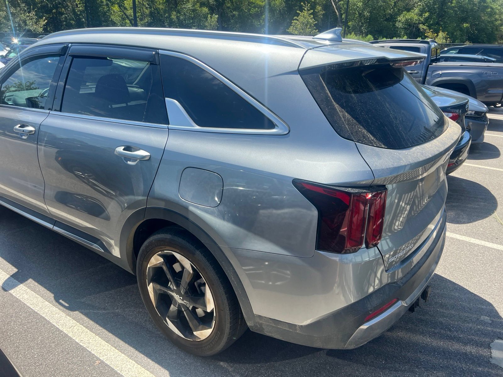 Used 2025 Kia Sorento EX FWD image 7