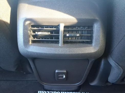 Certified 2024 GMC Terrain SLE w/ Driver Convenience Package image 27