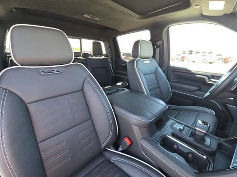 Used 2025 GMC Sierra 1500 AT4X AWD/4WD image 21