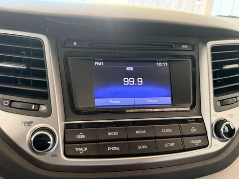 Used 2016 Hyundai Tucson Sport FWD image 12