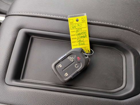 Used 2019 Chevrolet Silverado 1500 LT Trail Boss image 29