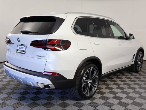 Used 2026 BMW X5 sDrive40i w/ Premium Package RWD image 2