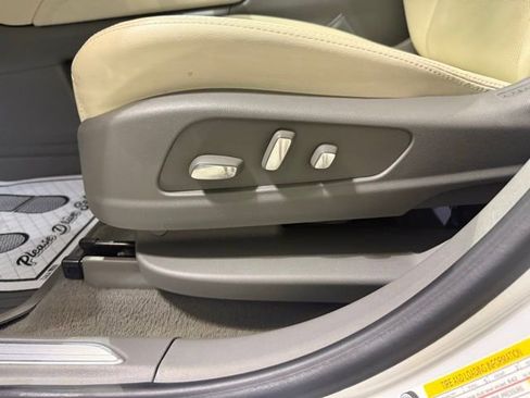 Used 2022 Cadillac XT5 Premium Luxury w/ LPO, Floor Liner Package image 13