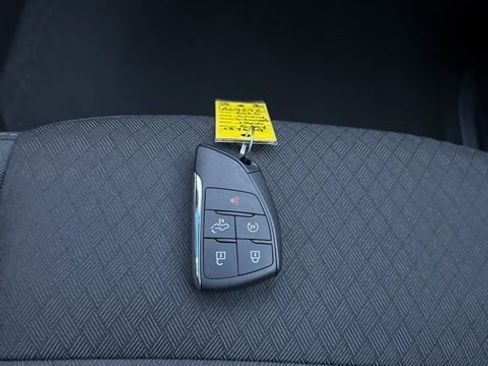 Used 2026 Chevrolet Silverado 1500 LT w/ Z71 Off-Road Package image 24