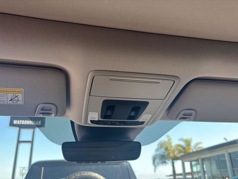 Used 2025 Honda Pilot Elite image 30