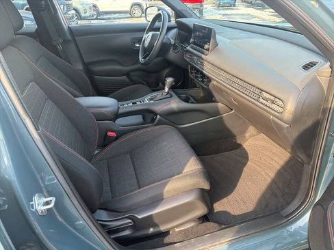 Used 2024 Honda HR-V Sport image 21