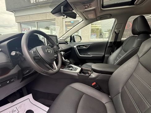 Used 2021 Toyota RAV4 Limited w/ Limited Grade Weather Package AWD/4WD image 9
