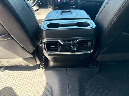Used 2021 Chevrolet Silverado 1500 LTZ w/ LTZ Premium Package AWD/4WD image 33