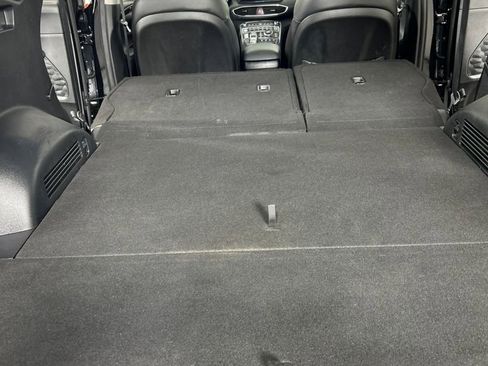 Used 2022 Hyundai Santa Fe Limited w/ Cargo Package FWD image 18