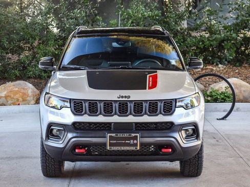 New 2026 Jeep Compass Trailhawk w/ Sun, Sound & Navigation Group image 2