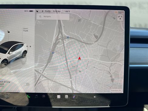 Used 2022 Tesla Model Y Long Range image 20