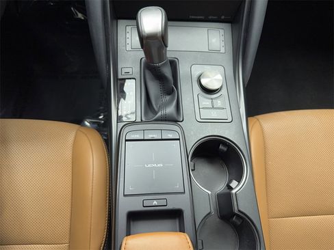 Used 2024 Lexus IS 350 F Sport image 40