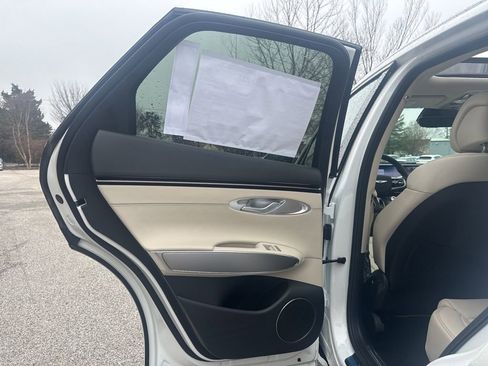 New 2026 Genesis GV70 2.5T Select image 24