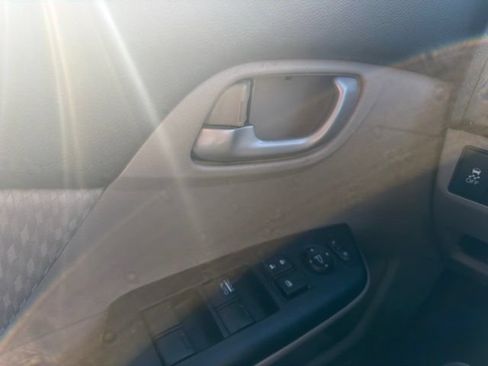 Used 2014 Honda Civic LX image 11