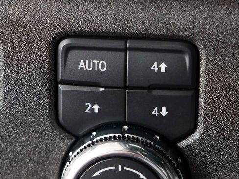 Used 2023 GMC Sierra 1500 Elevation image 22