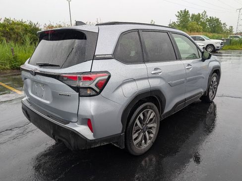 Used 2025 Subaru Forester Touring AWD/4WD image 8